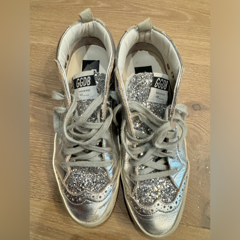 Golden Goose Mid Star ALL silver. size 38